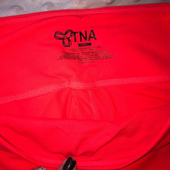 TNA Leggings - Picture 3 of 4
